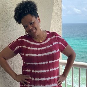 Meet your Posher, Angela